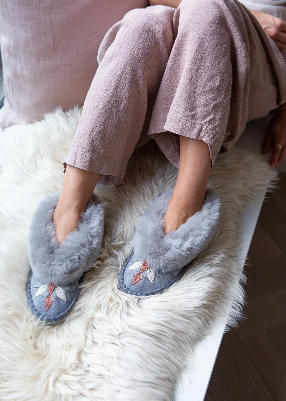 Women's Sheepskin Slippers – Aphrodite